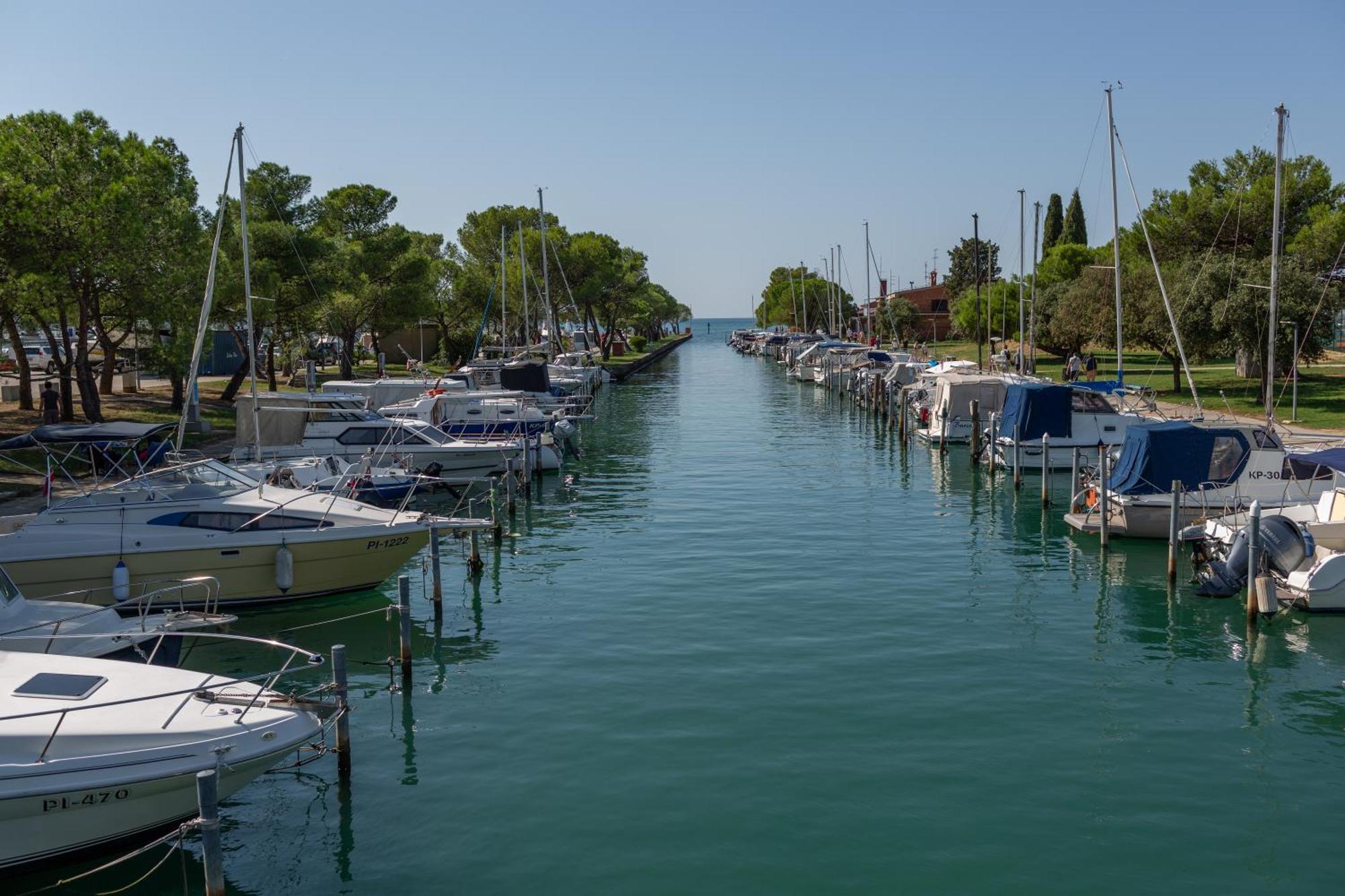 Ferienwohnung Floating Sea House Shark 3 Portorož Exterior foto